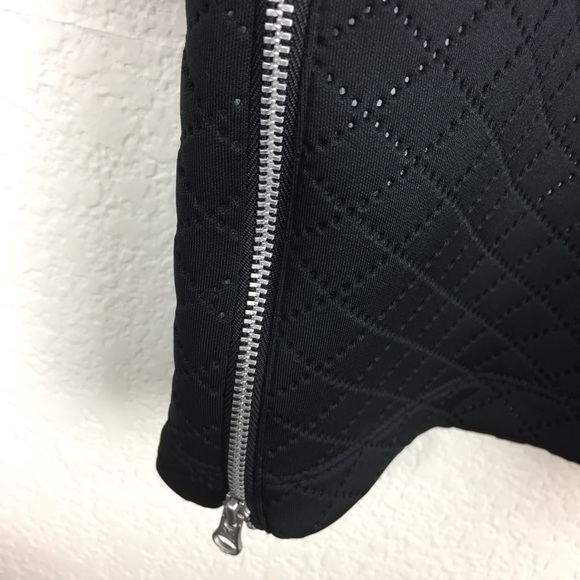 NWT Adidas Diamond Quilted T-shirt SS - Picture 6 of 7